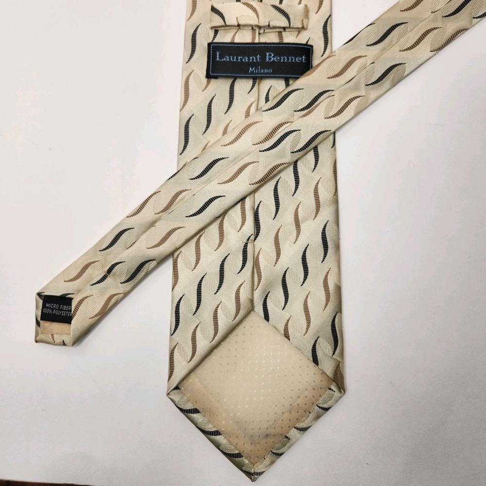 Laurant Bennet Milanese Men's Necktie - Picture 3 of 7